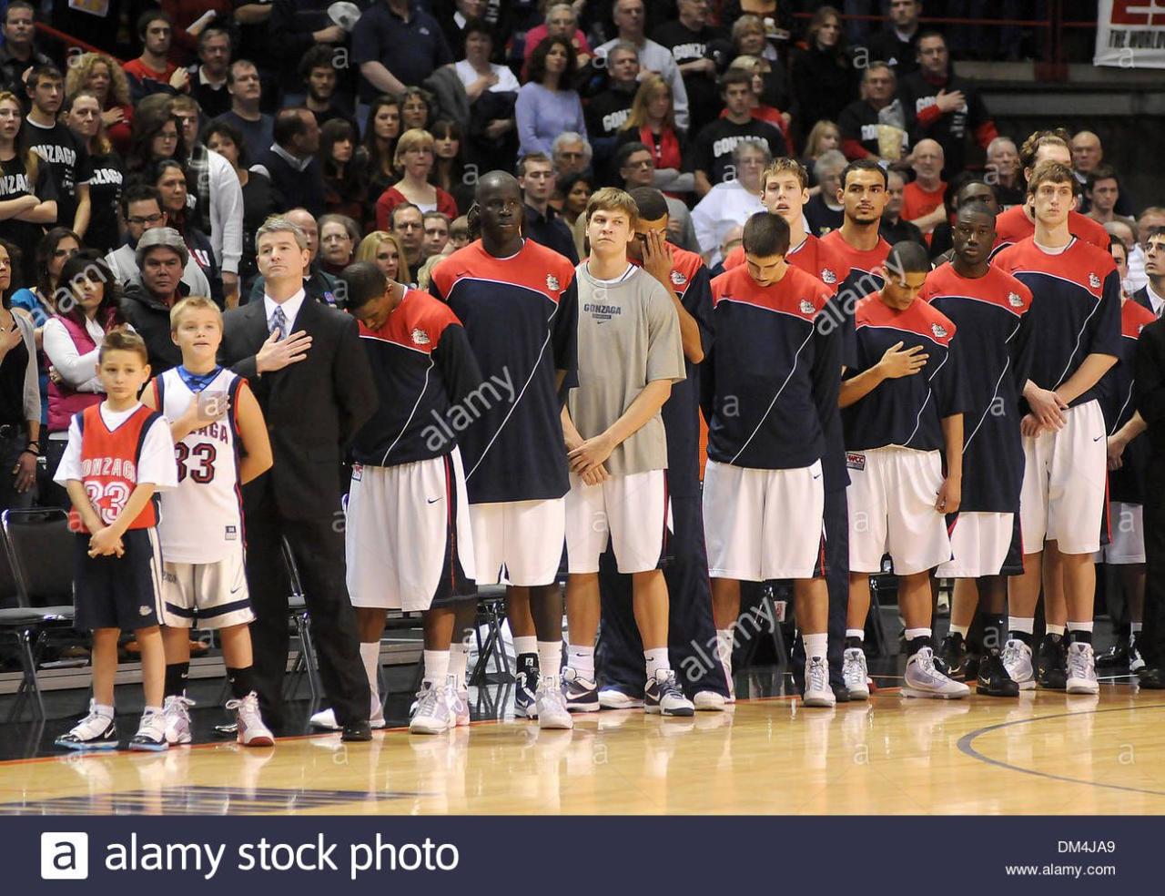 Gonzaga basketball plane